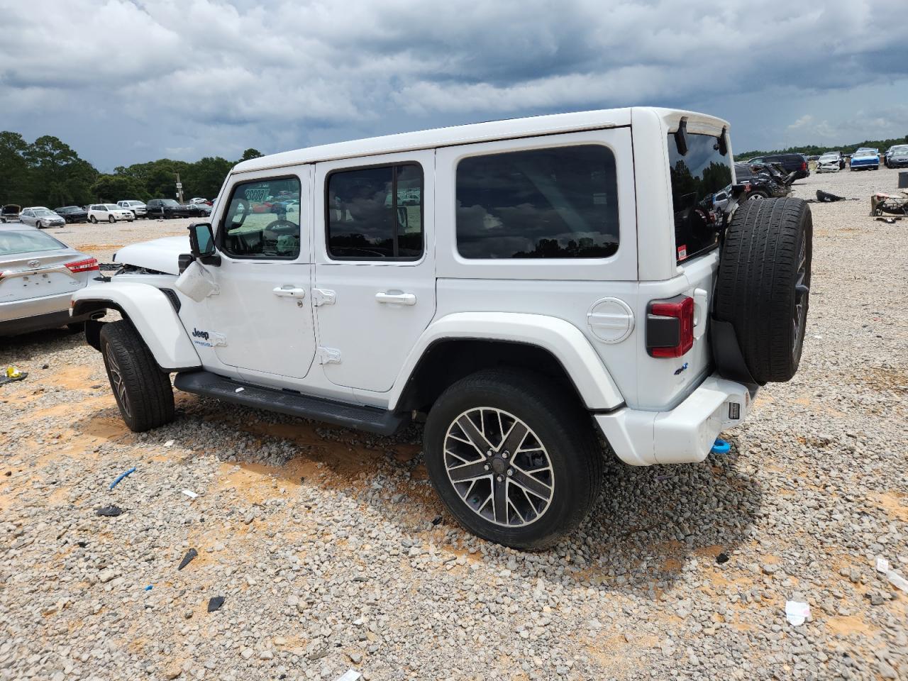 2022 Jeep Wrangler Unlimited Sahara 4Xe - Фото 2