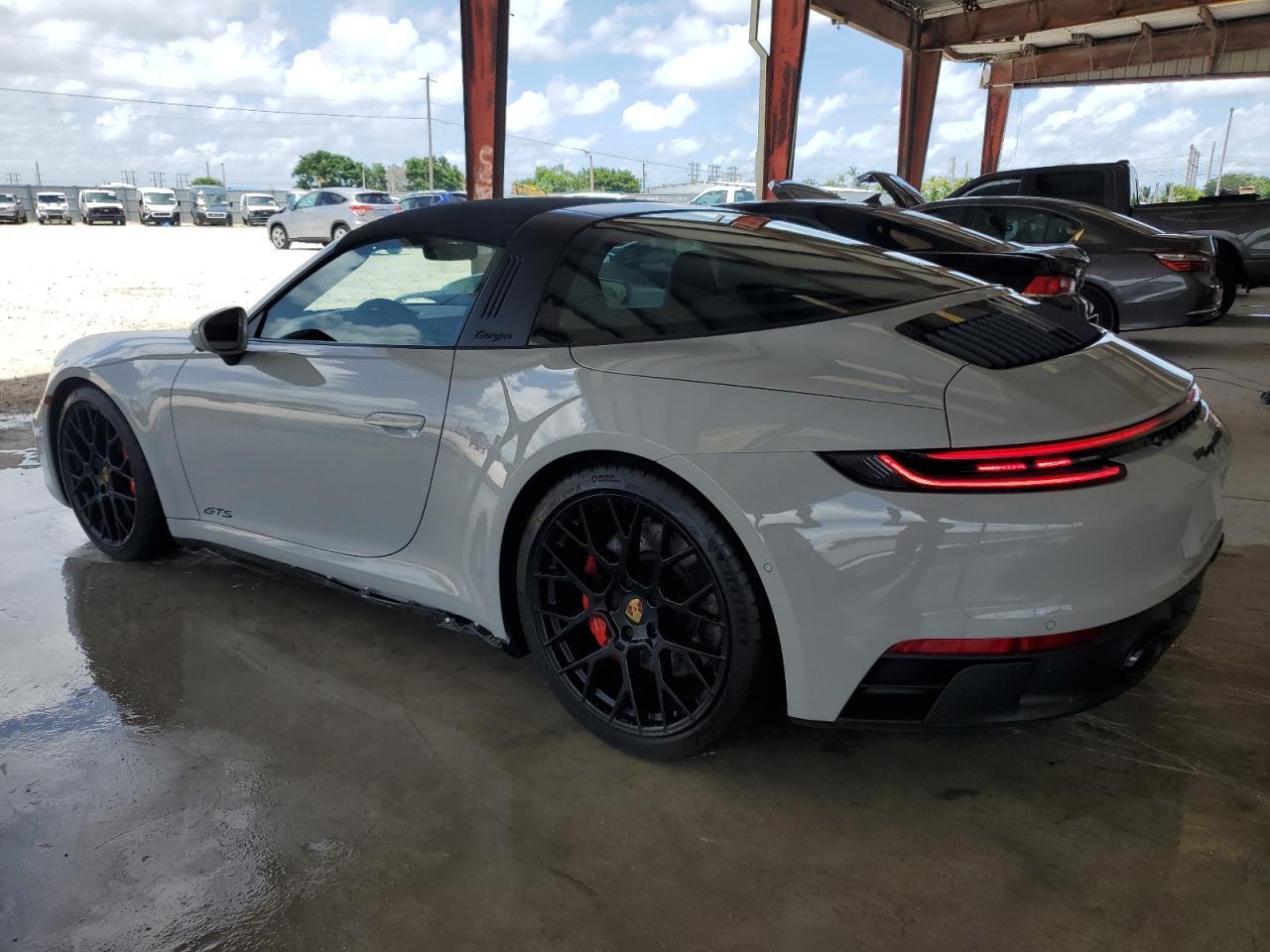 2024 Porsche 911 Targa 4S - Фото 2