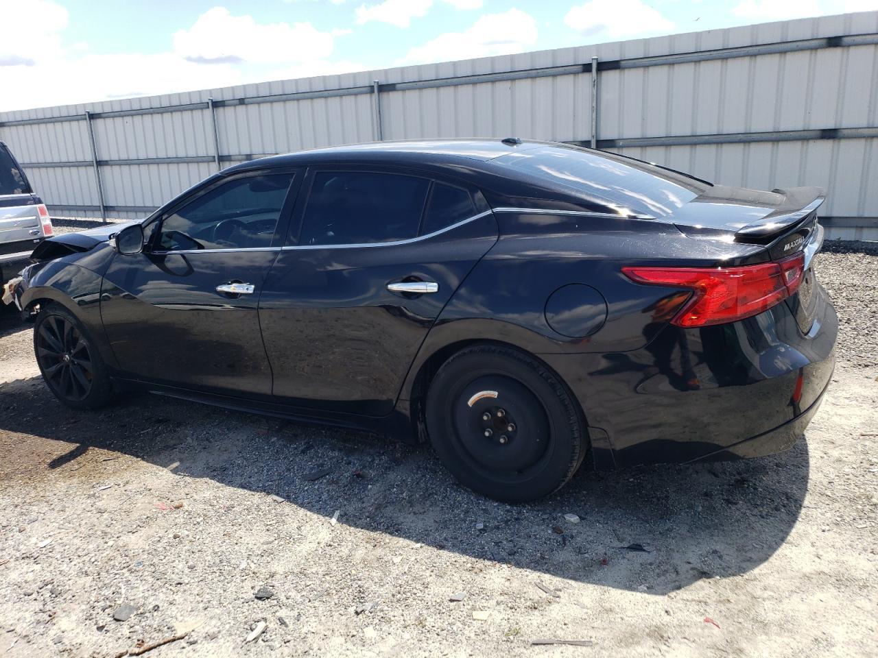 2017 Nissan Maxima 3.5S - Image 2