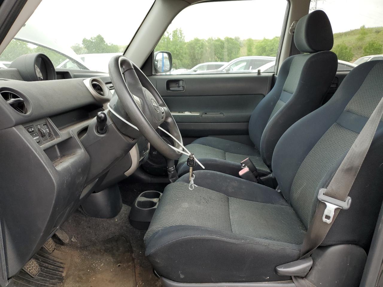 2006 Toyota Scion Xb - Image 7