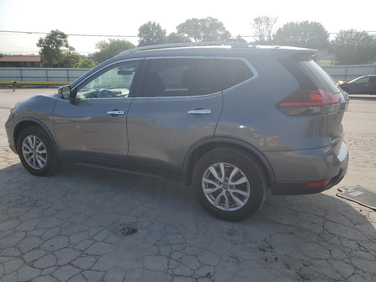 2018 Nissan Rogue S - Image 2