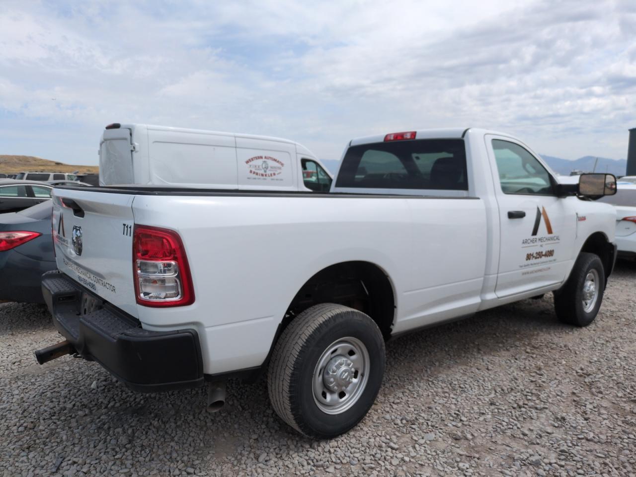 2022 Ram 2500 Tradesman - Фото 3