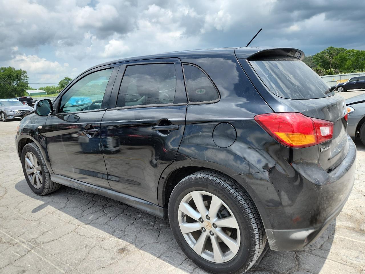 2015 Mitsubishi Outlander Sport Es - Фото 2