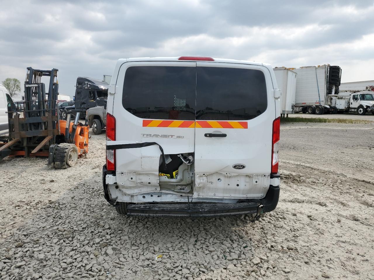 2020 Ford Transit T-150 - Фото 6