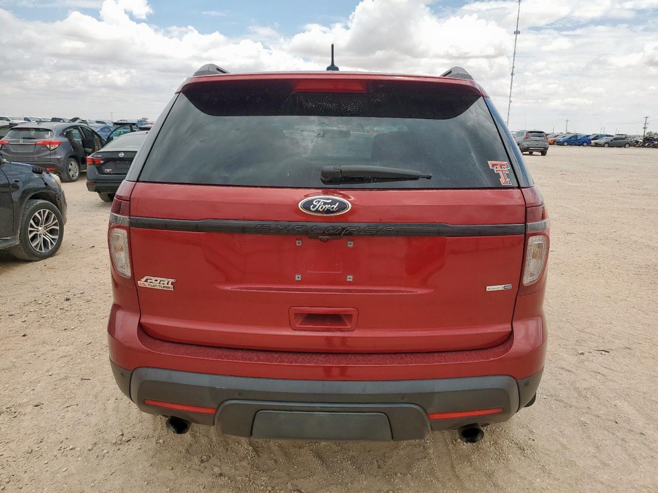 2014 Ford Explorer Sport - Image 6