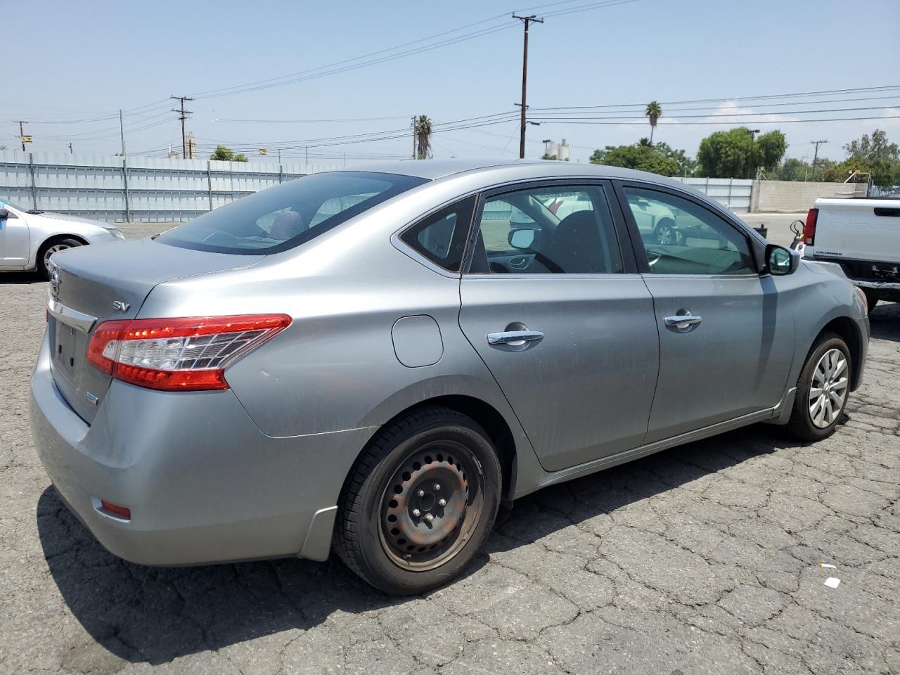 2014 Nissan Sentra S - Фото 3