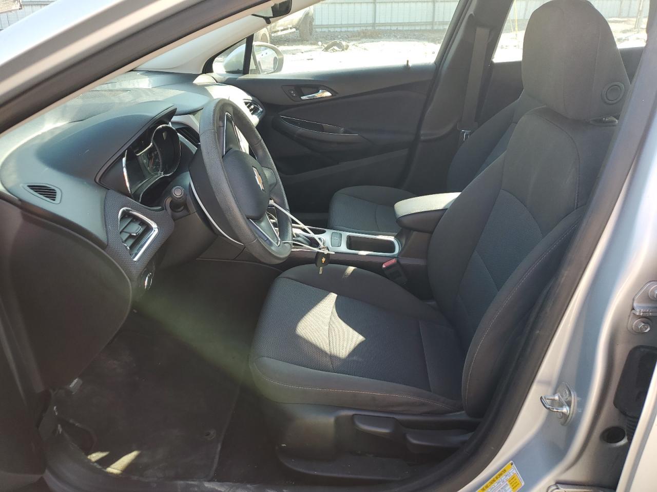 2018 Chevrolet Cruze Ls - Image 7