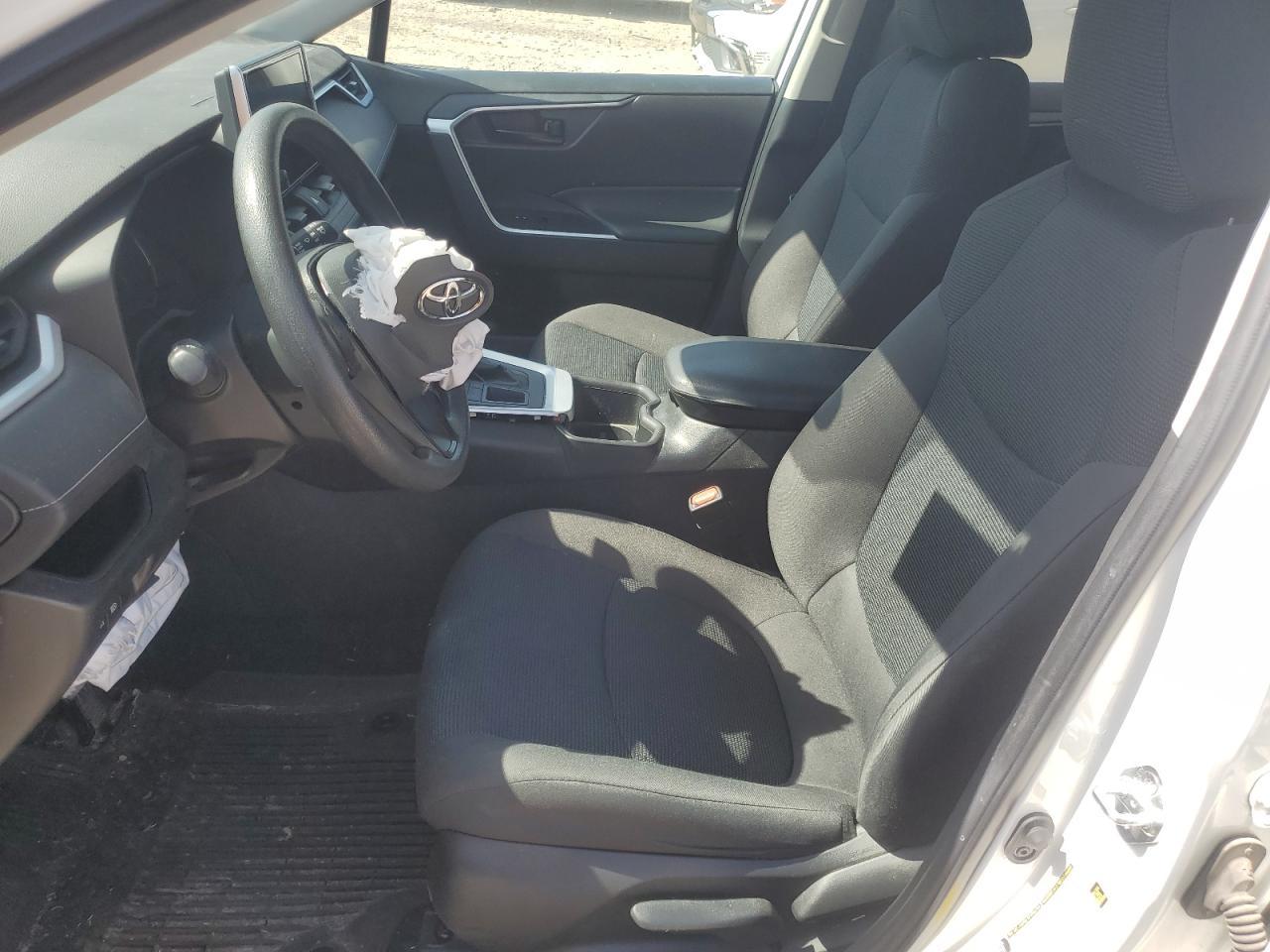 2023 Toyota Rav4 Le - Фото 7