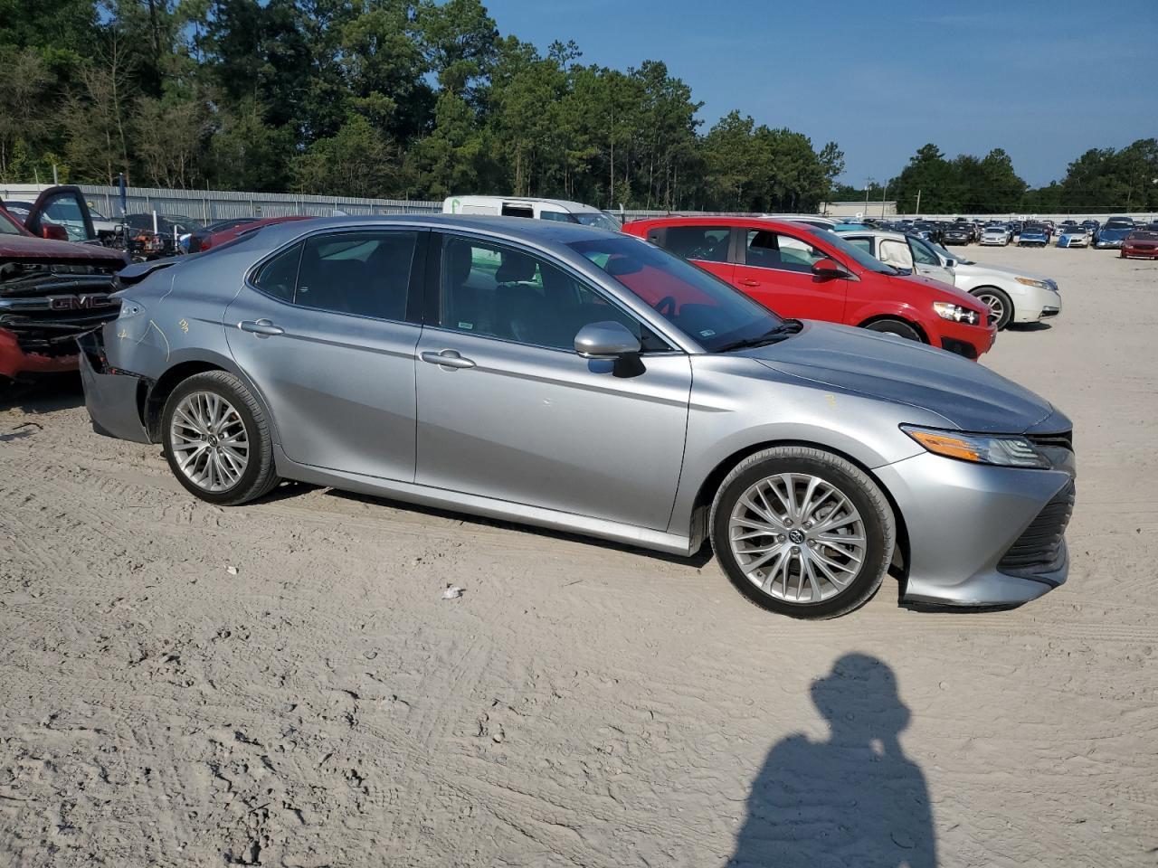 2020 Toyota Camry Xle - Image 4