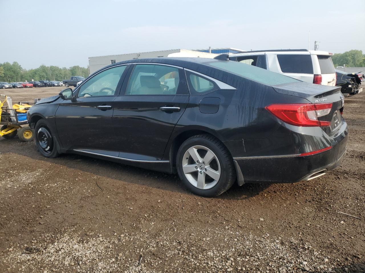 2018 Honda Accord Touring - Фото 2