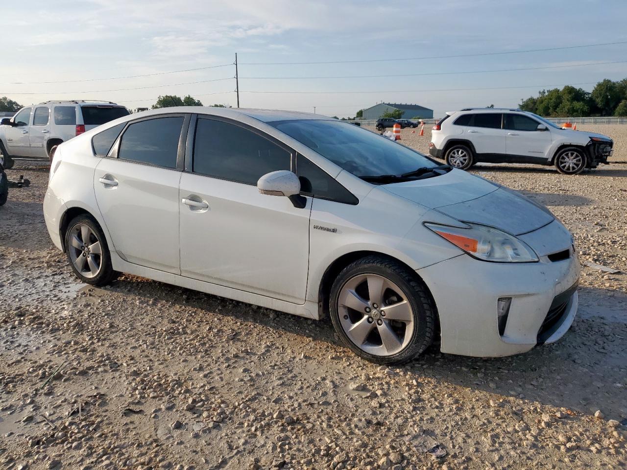 2015 Toyota Prius - Фото 4