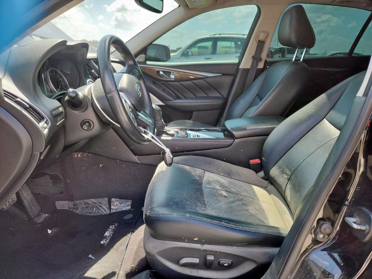 2018 Infiniti Q50 Luxe - Image 7