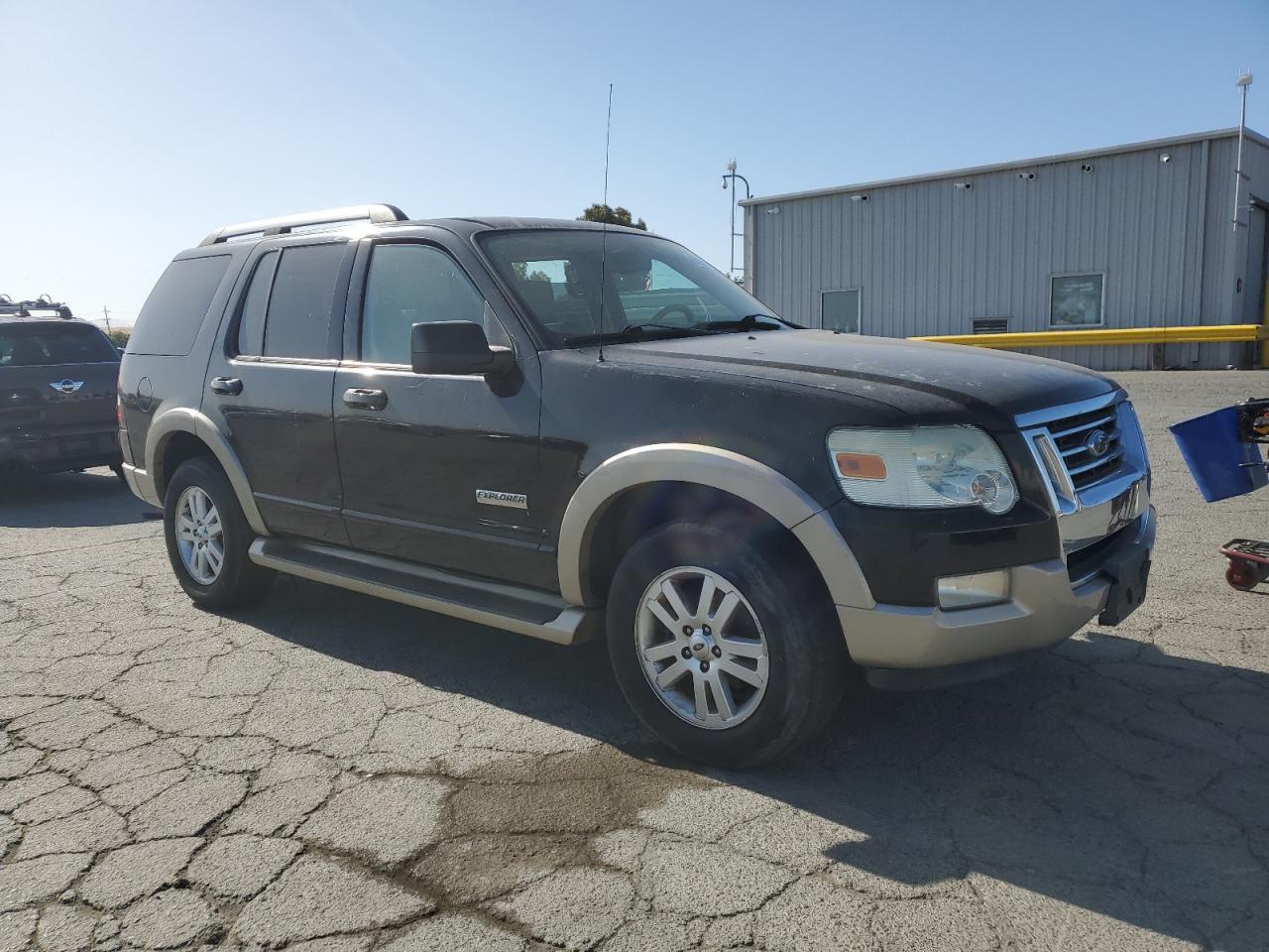 2006 Ford Explorer Eddie Bauer - Фото 4