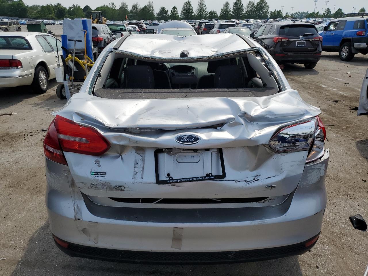 2017 Ford Focus Se - Image 6