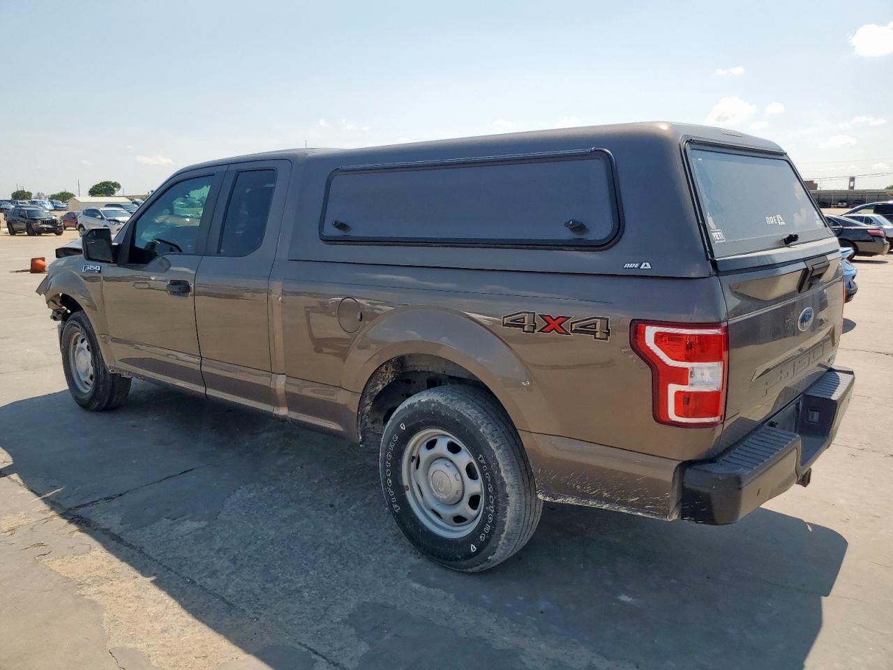 2019 Ford F150 Super Cab - Фото 2