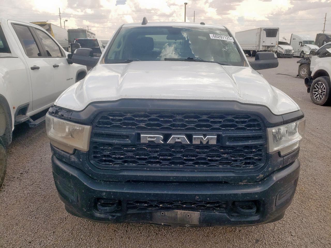 2020 Ram 3500 Tradesman - Фото 5