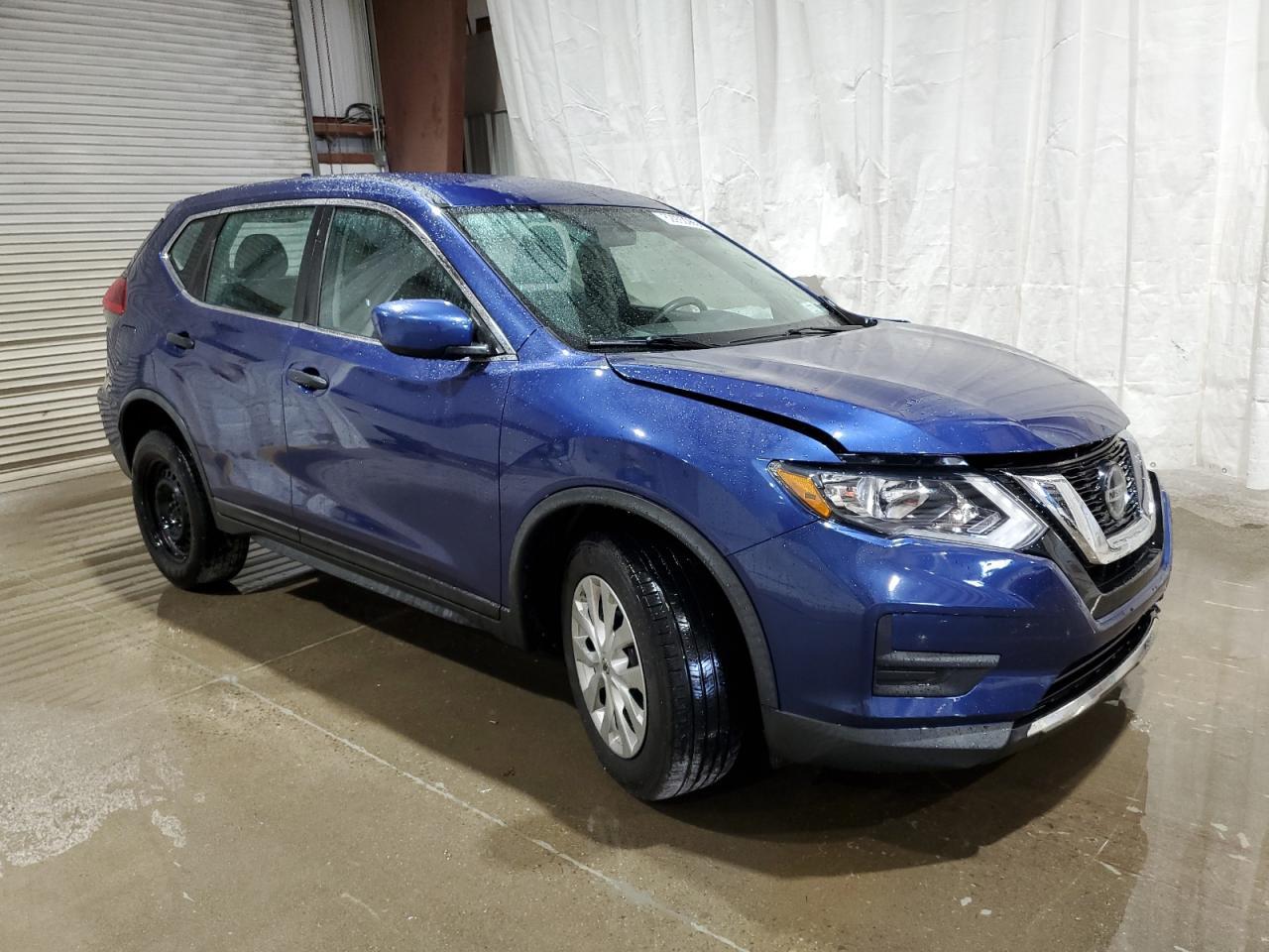 2018 Nissan Rogue S - Фото 4