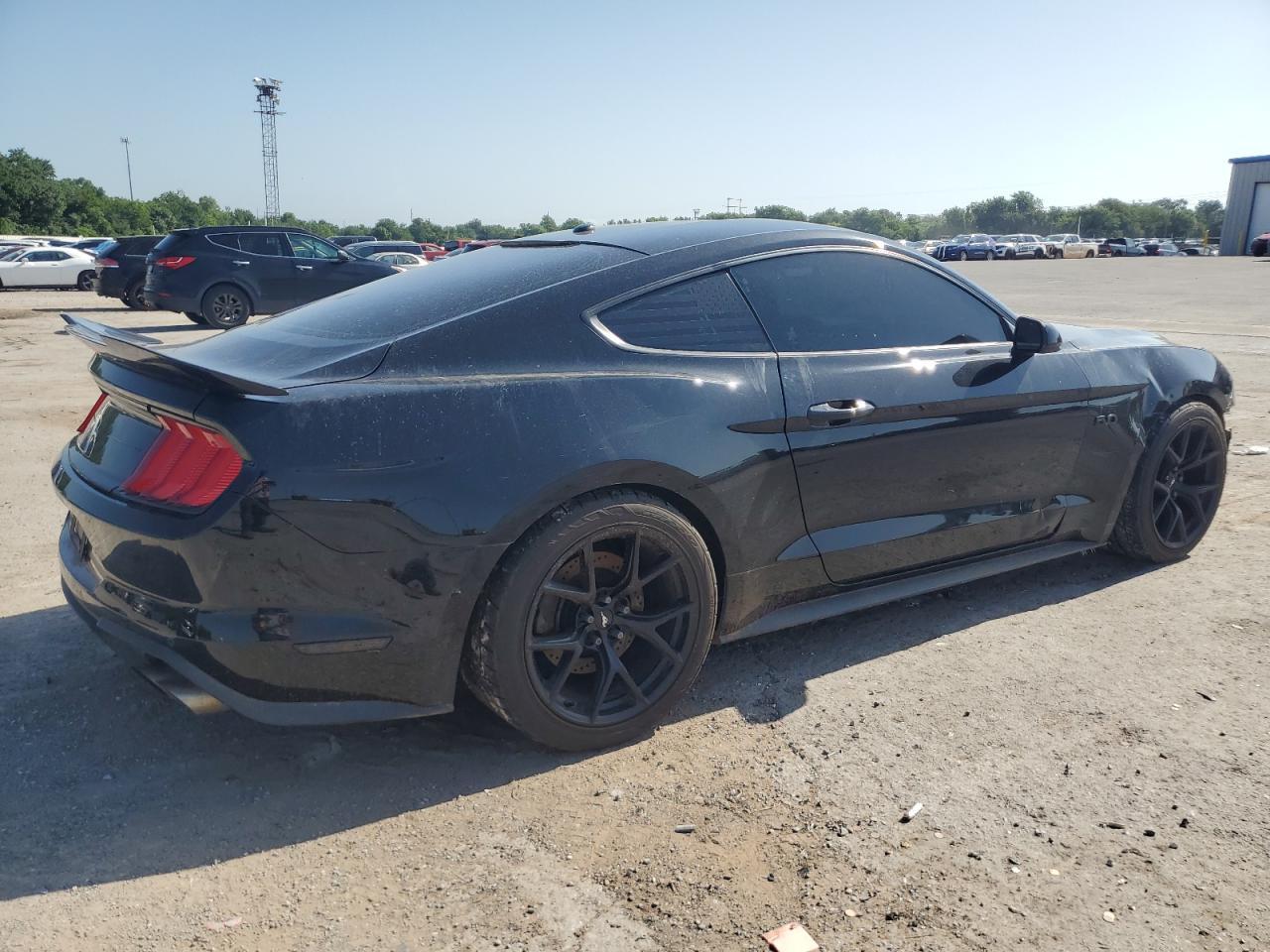2019 Ford Mustang Gt - Фото 3