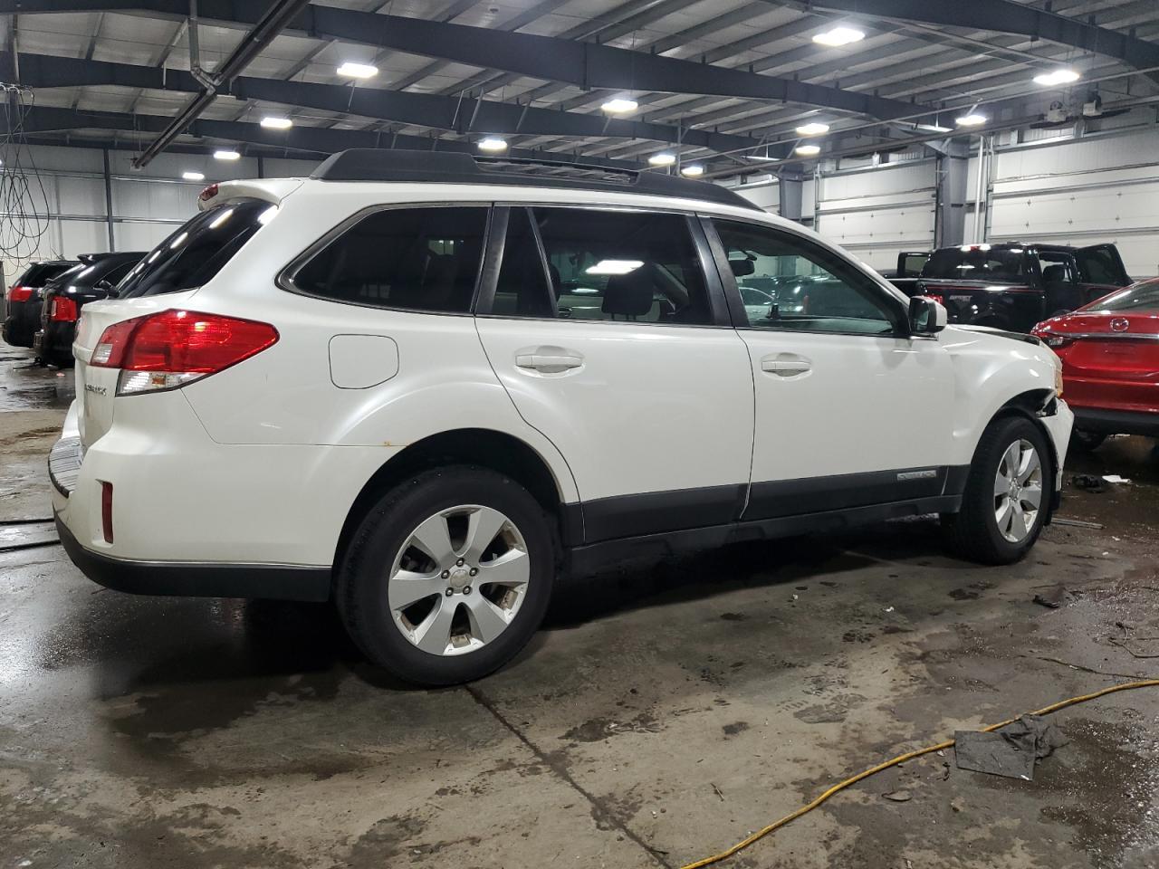2011 Subaru Outback 2.5I Premium - Фото 3