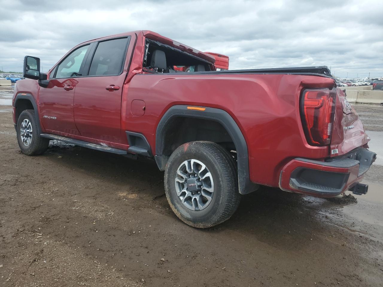 2022 GMC Sierra K2500 At4 - Фото 2