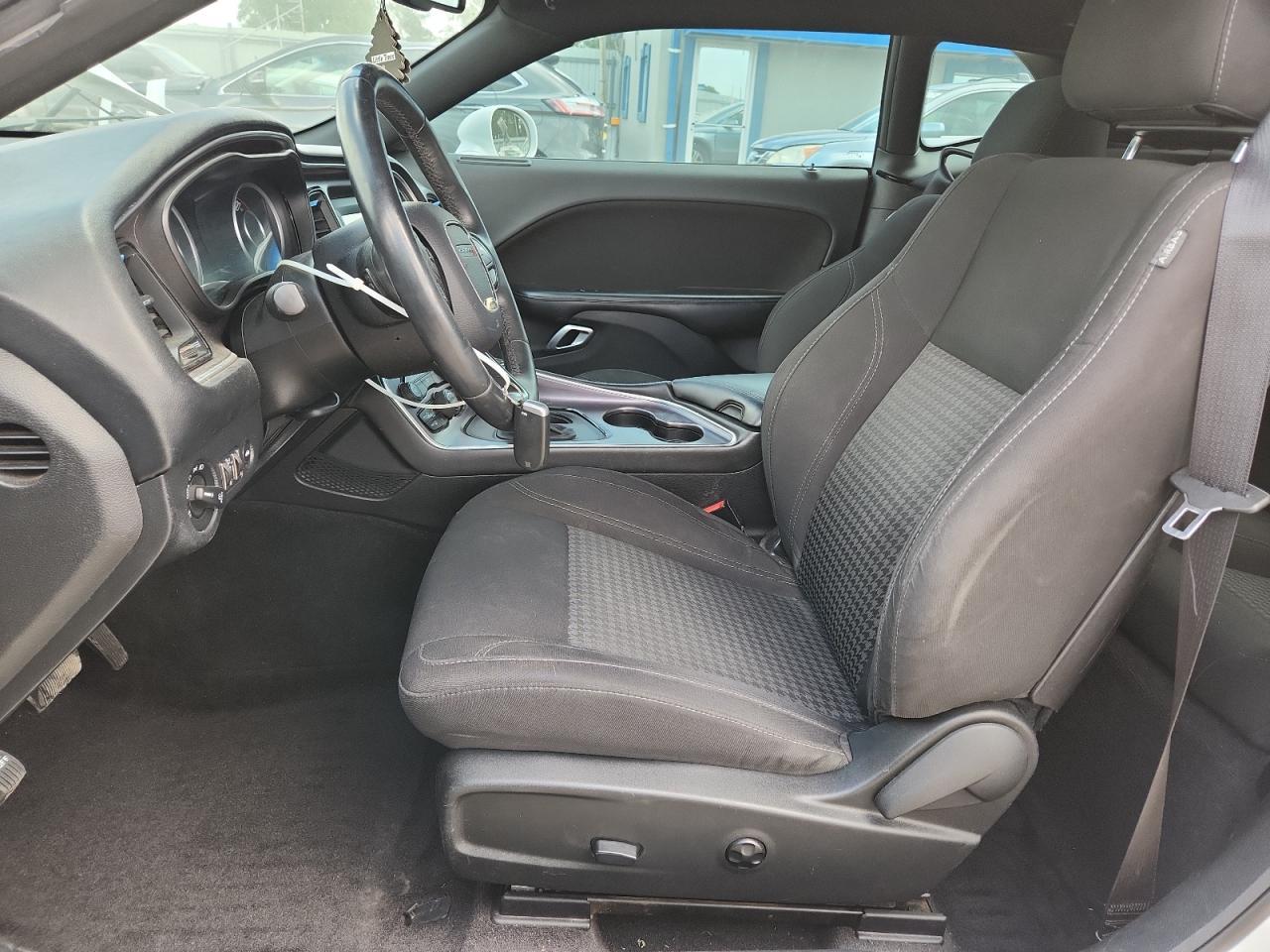 2015 Dodge Challenger Sxt - Фото 7