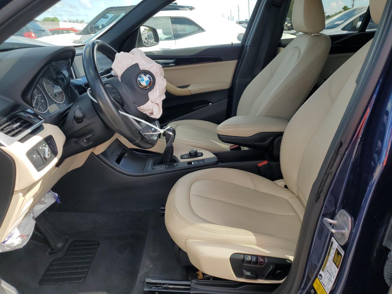 2017 BMW X1 xDrive28I - Фото 7