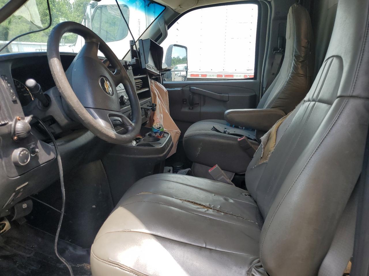 2017 Chevrolet Express G3500 - Фото 7