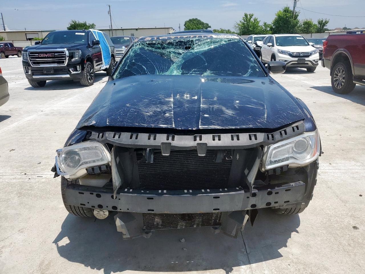 2011 Chrysler 300C - Фото 5