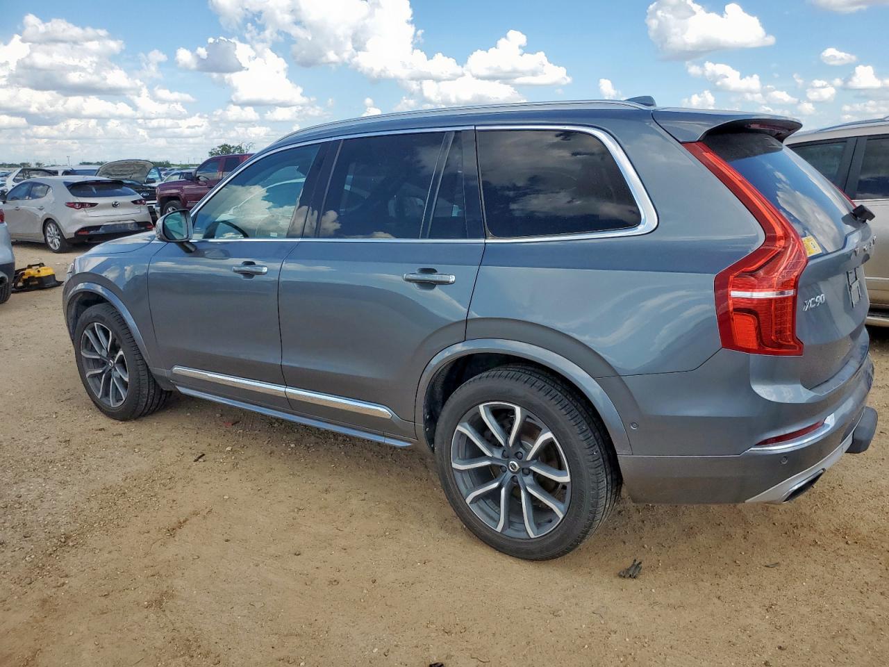 2016 Volvo Xc90 T6 - Image 2