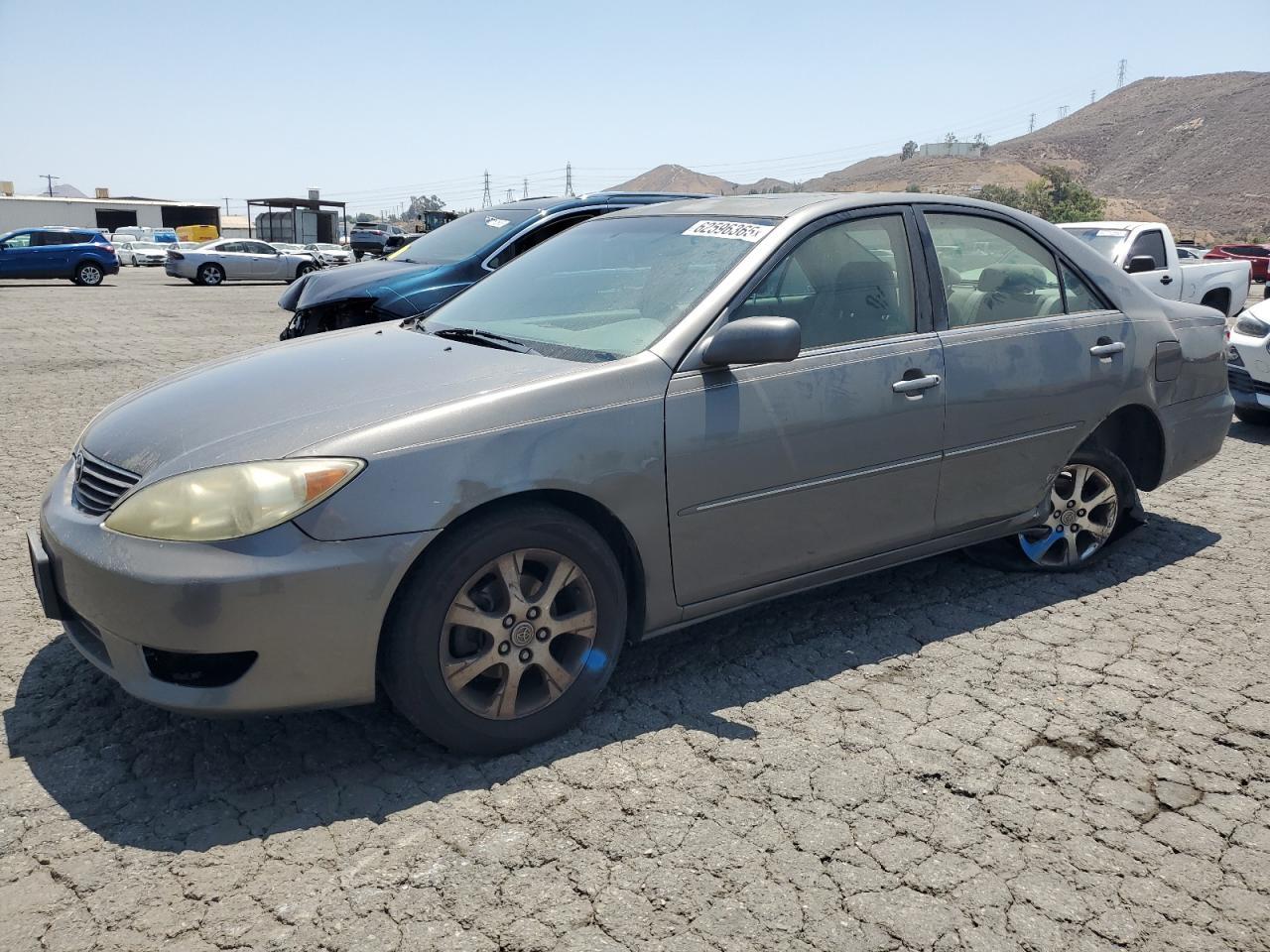 2005 Toyota Camry Le