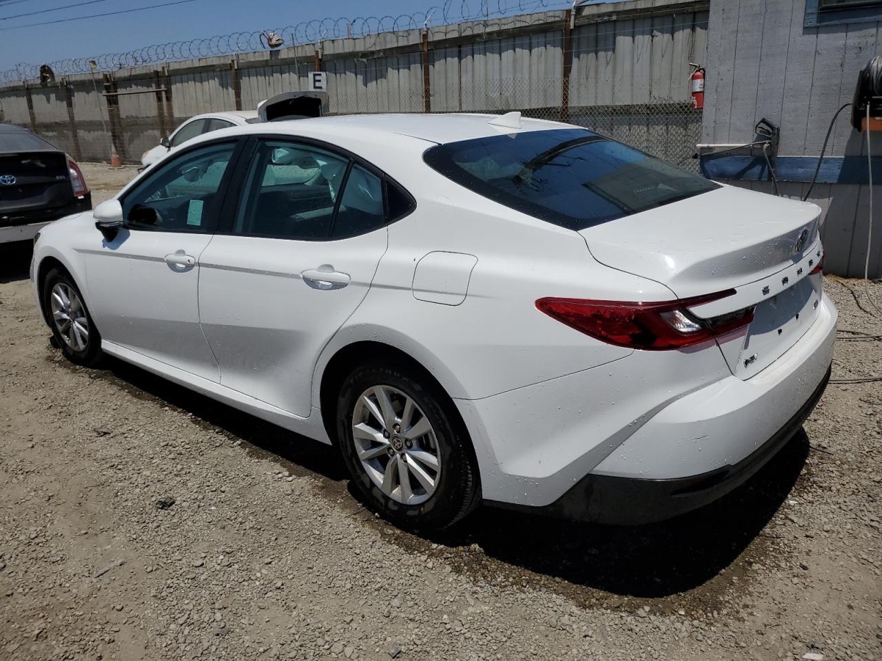 2025 Toyota Camry Xse - Фото 2