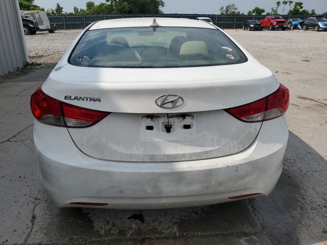 2013 Hyundai Elantra Gls - Image 6