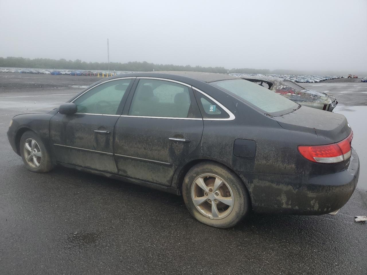 2006 Hyundai Azera Se - Image 2