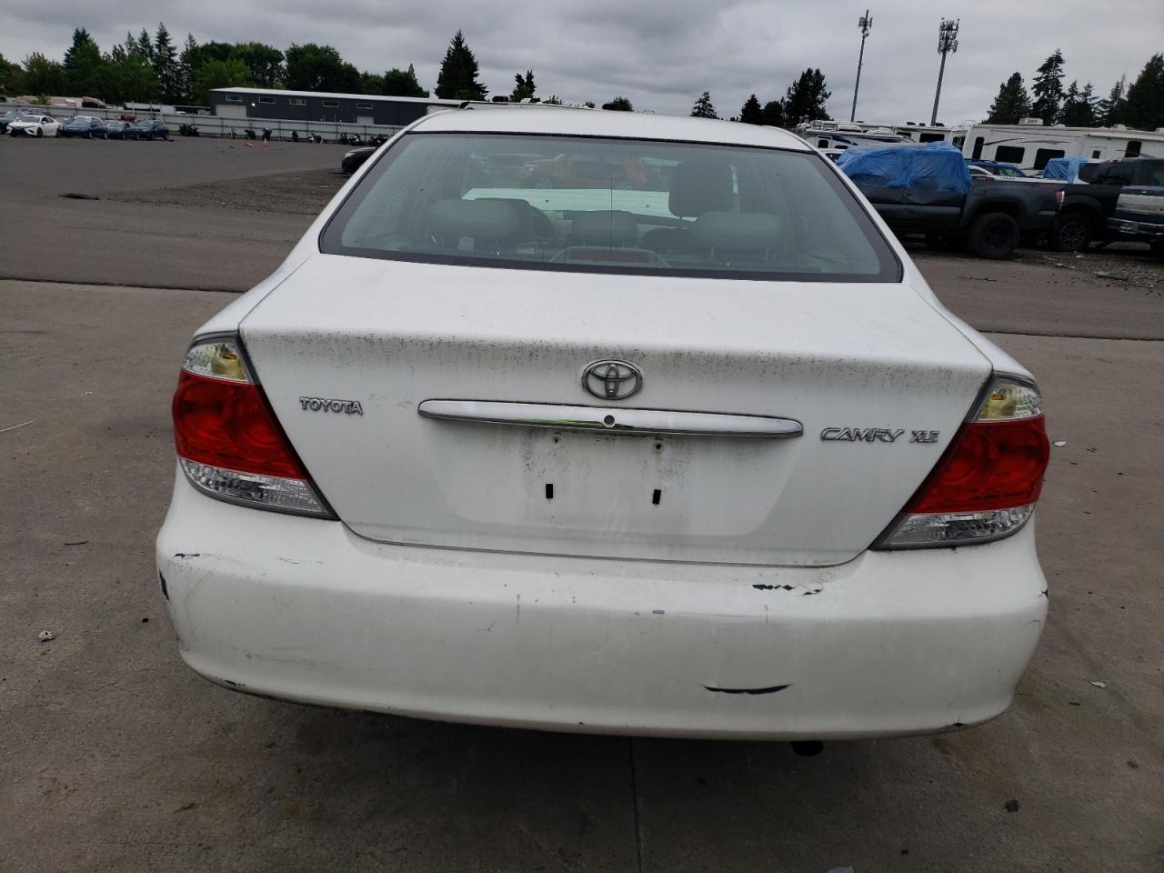 2006 Toyota Camry Le - Image 6