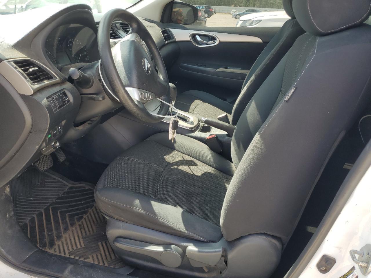 2015 Nissan Sentra S - Фото 7