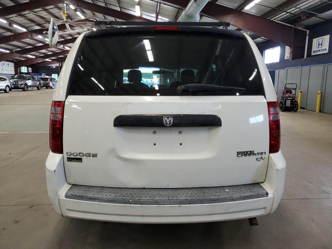 2010 Dodge Grand Caravan C/V - Фото 6