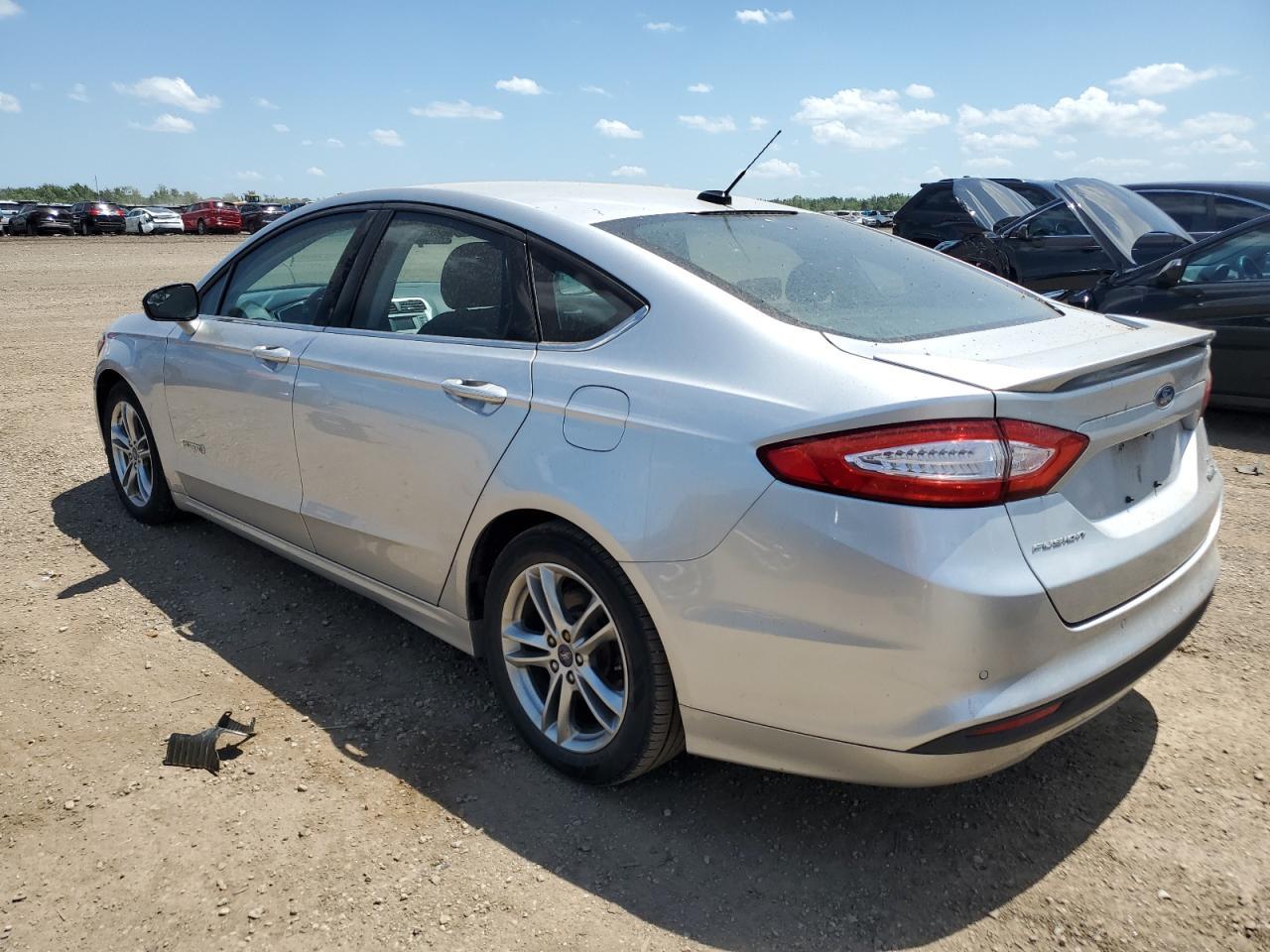 2015 Ford Fusion Se Hybrid - Фото 2