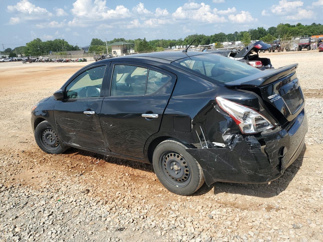 2019 Nissan Versa S - Image 2
