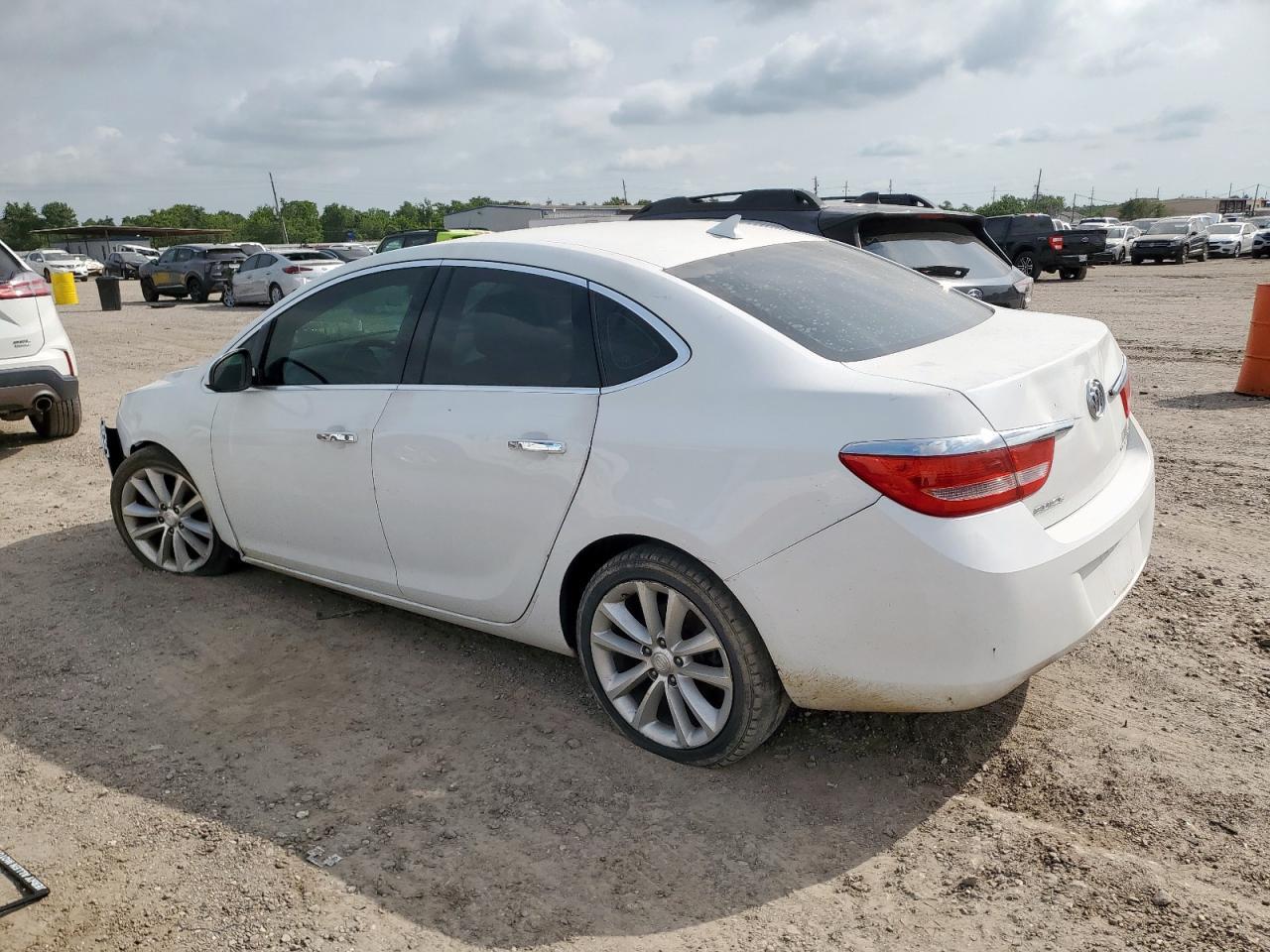 2013 Buick Verano - Фото 2