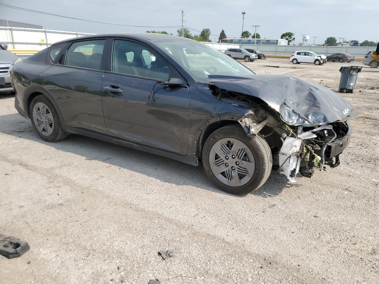 2025 Kia K4 Lx - Фото 4