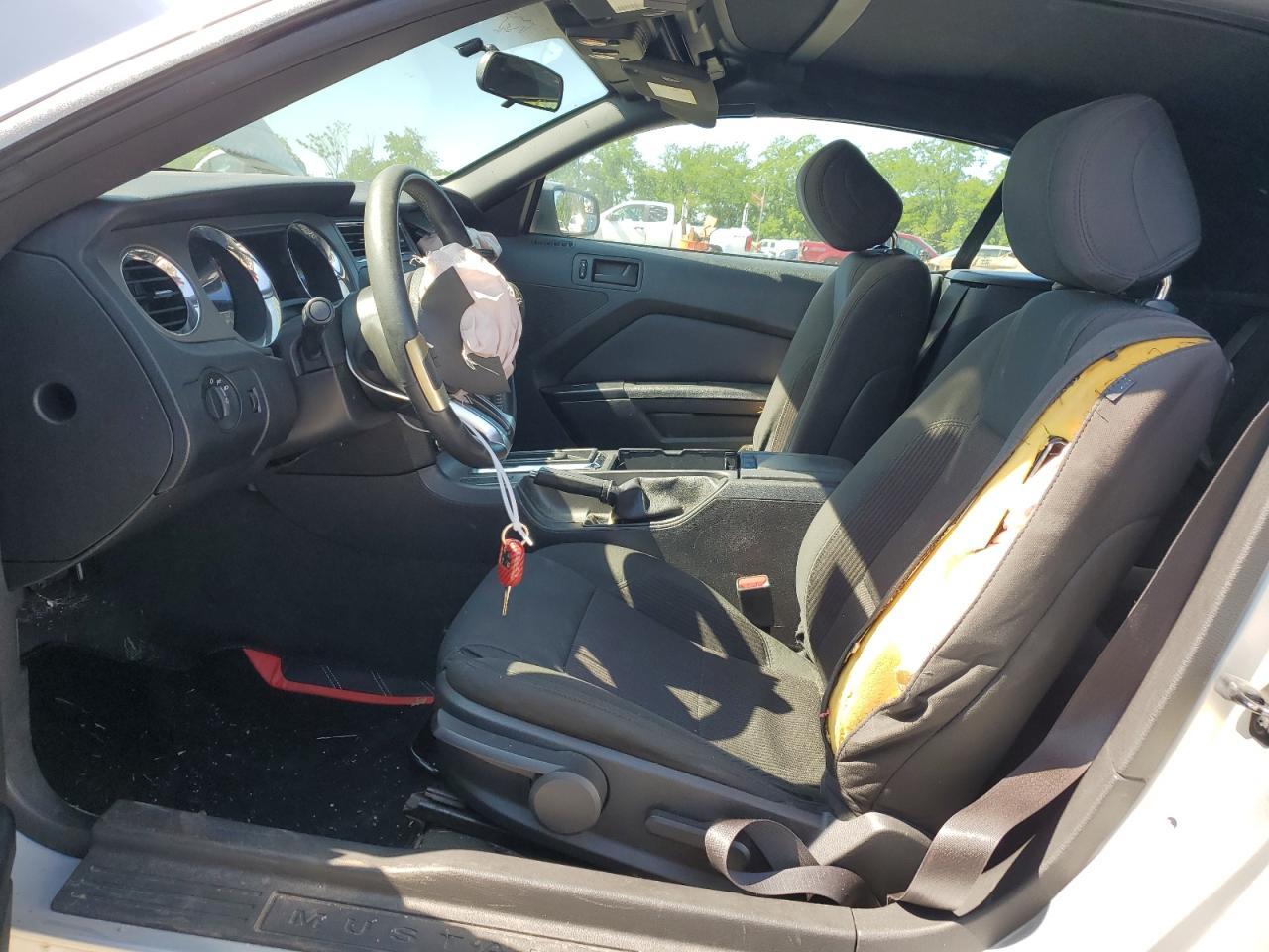 2014 Ford Mustang - Image 7