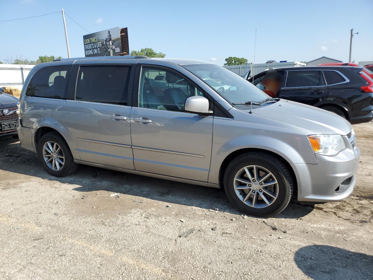2015 Dodge Grand Caravan Sxt - Фото 4