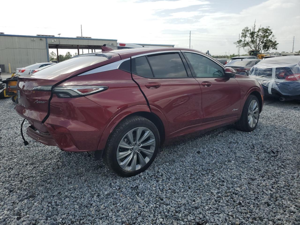 2024 Buick Envista Avenir - Image 3
