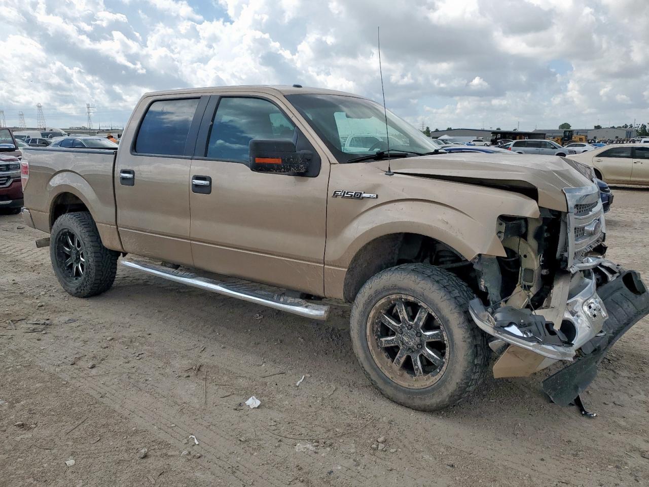 2013 Ford F150 Super - Image 4