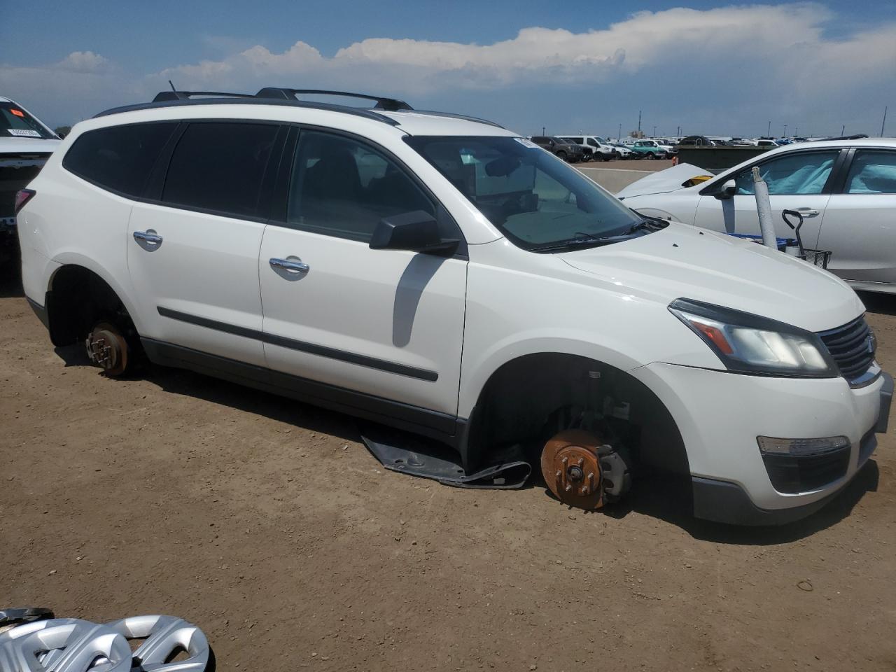 2014 Chevrolet Traverse Ls - Фото 4