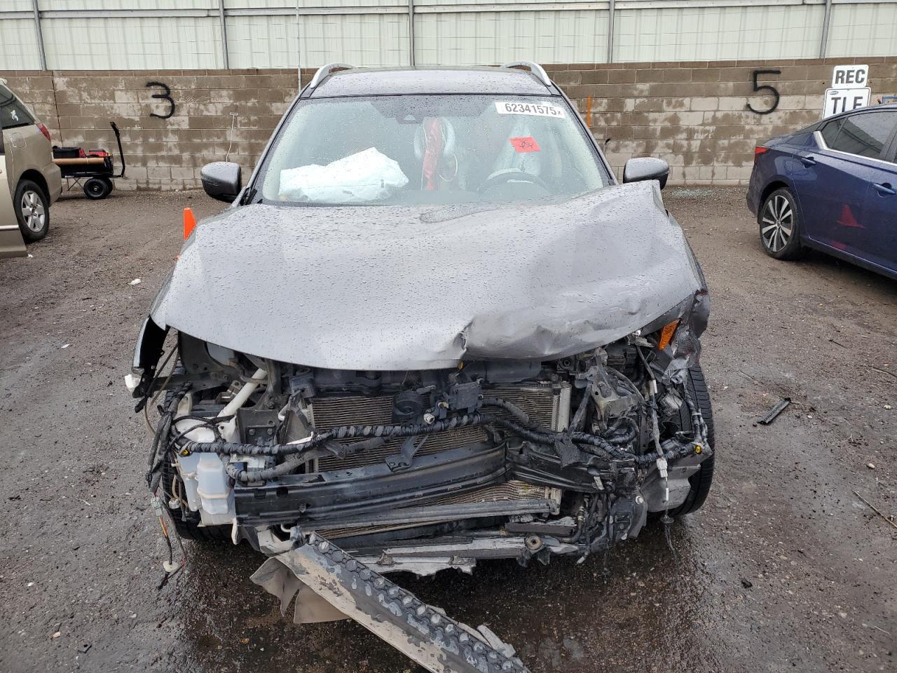 2019 Nissan Rogue S - Image 5