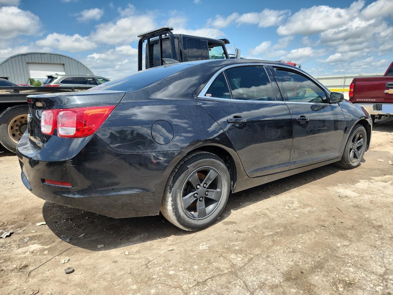 2015 Chevrolet Malibu Ls - Image 3