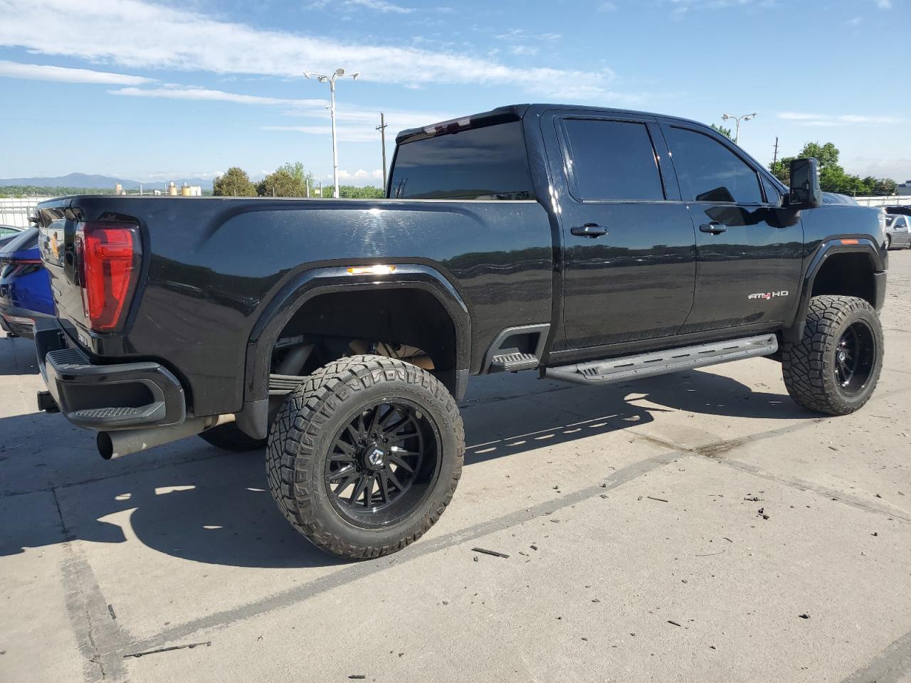 2022 GMC Sierra K2500 At4 - Фото 3