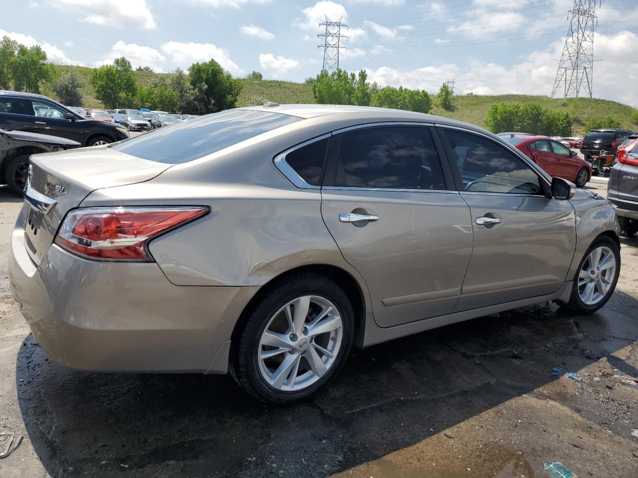 2015 Nissan Altima 2.5 - Image 3