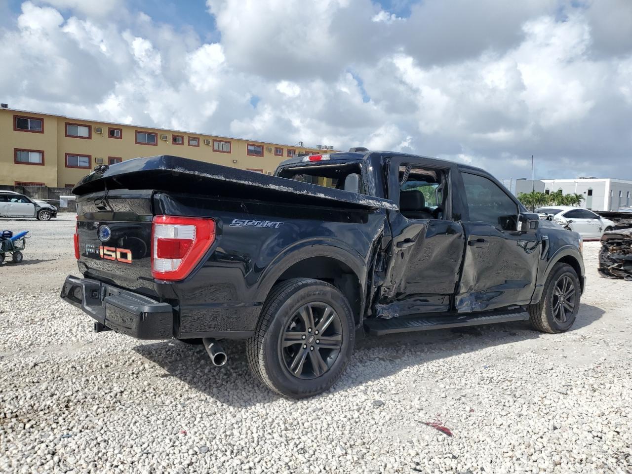 2021 Ford F150 Supercrew - Image 3